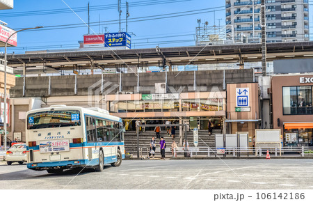 千葉県市川市の都市風景 本八幡駅 千葉県市川市の都市風景 本八幡駅 106142186