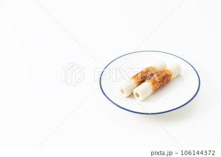 ちくわ　白背景 106144372