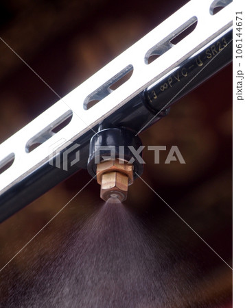 ミストのノズル 106144671