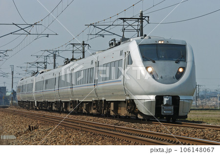 北陸本線　美川ー加賀笠間　JR西日本　683系　S05+S26編成（金沢）　しらさぎ 106148067