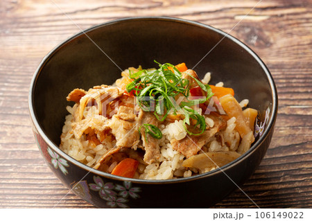 豚バラの五目炊き込みご飯 豚バラの五目炊き込みご飯 106149022