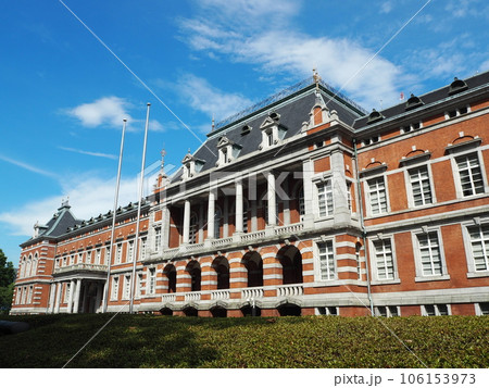 美しい赤レンガの法務省旧本館 106153973