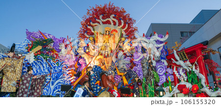「青森県」豪華絢爛な山車の競演 八戸三社大祭・夏 「青森県」豪華絢爛な山車の競演 八戸三社大祭・夏 106155320