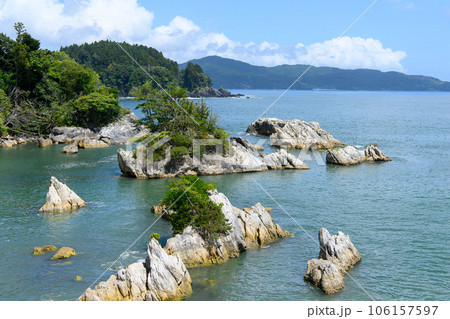 唐桑半島の大理石海岸 106157597