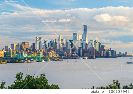 Manhattan's skyline, cityscape of New York City 106157945