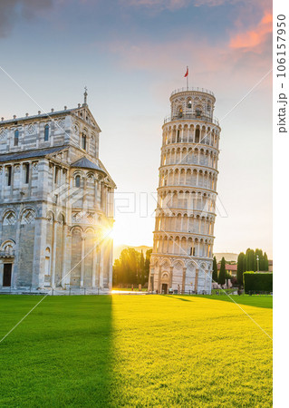 The Leaning Tower in Pisa, Italy sunrise 106157950