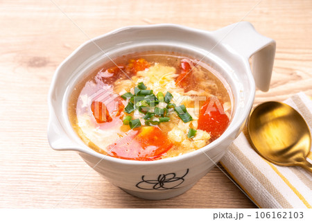 トマトと卵の中華スープ トマトと卵の中華スープ 106162103