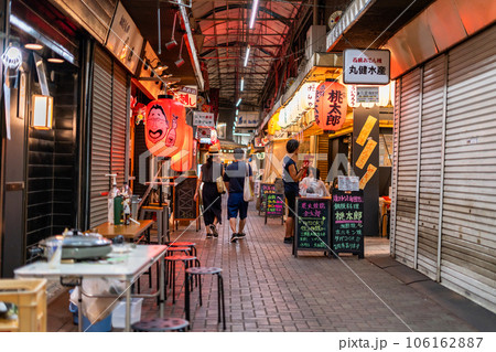 《東京都》赤羽駅前の繁華街・ノスタルジックな飲み屋街 106162887