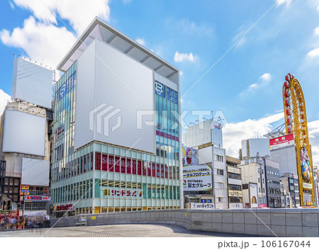 大阪ミナミ 朝の道頓堀 戎橋周辺 夏 大阪ミナミ 朝の道頓堀 戎橋周辺 夏 106167044