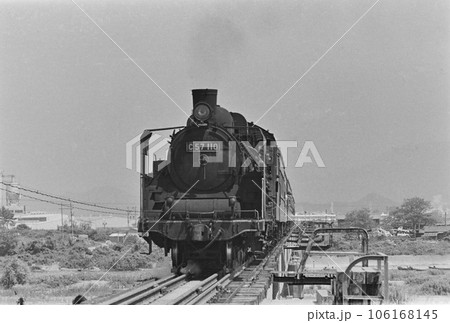 昭和の記録】1970年代、懐かしいレトロな汽車、蒸気機関車 C57の写真