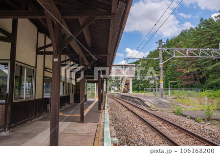 木曽　宮ノ越駅プラットホーム 106168200