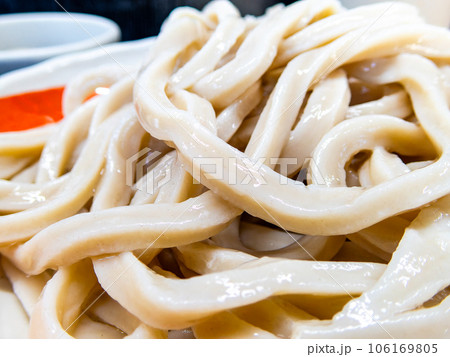 資料素材　コシのしっかりした太い武蔵野うどん 106169805