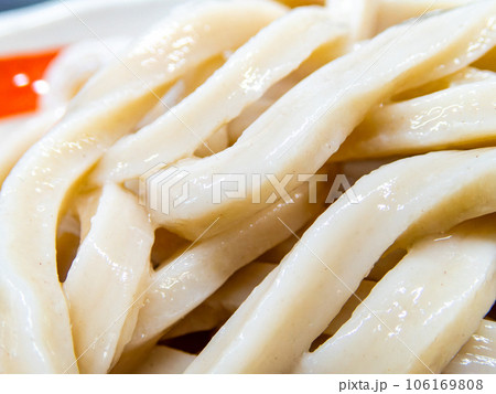資料素材 コシのしっかりした太い武蔵野うどん 資料素材 コシのしっかりした太い武蔵野うどん 106169808