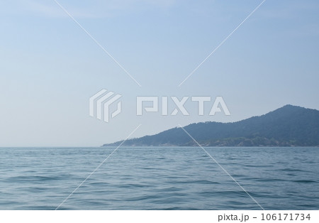 海から見た金華山の風景 宮城 海から見た金華山の風景 宮城 106171734