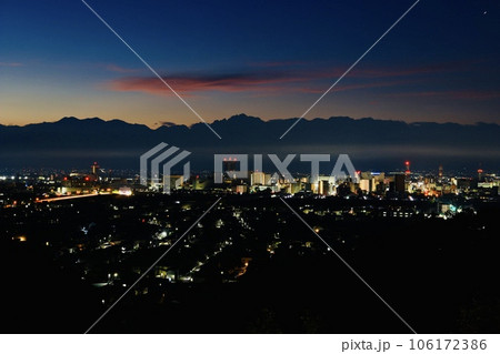 呉羽山から見た富山市の夜景 106172386
