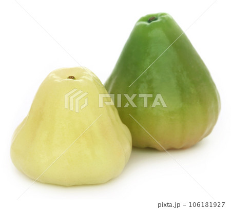 Fresh water apple or rose apple 106181927