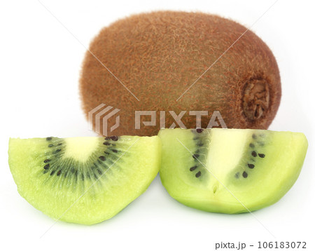 Kiwi fruits Kiwi fruits 106183072