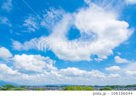 「風景素材」爽やかな青空と白い雲 「風景素材」爽やかな青空と白い雲 106186044