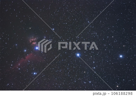 冬の星空　オリオン座三ツ星付近の星雲 106188298