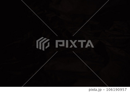 背景素材　バックグラウンド　4k　テクスチャー　黒　ブラックク　ラック　ひび割れ black 106190957