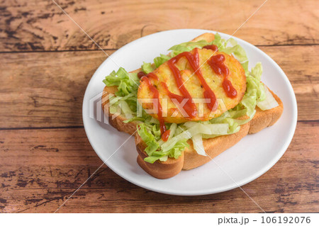 ハッシュドポテトトースト ハッシュドポテトトースト 106192076