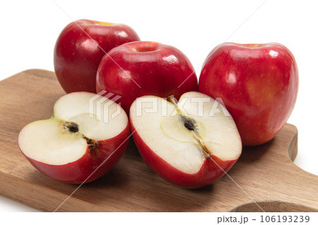 ニュージーランド産赤林檎、チーキーりんご 106193239