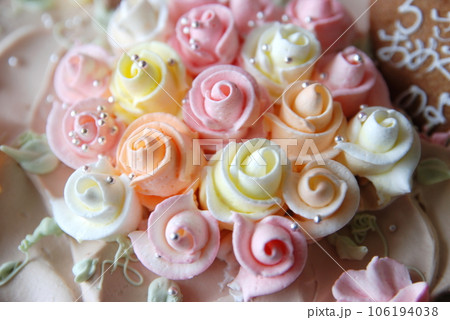 薔薇のデコレーションケーキ 薔薇のデコレーションケーキ 106194038