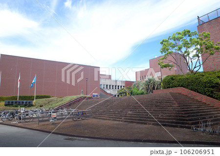 兵庫県立図書館(明石公園内) 兵庫県立図書館(明石公園内) 106206951