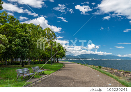 大津湖岸なぎさ公園からの湖西方面の景色 106220241