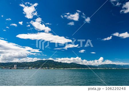 琵琶湖岸からの比叡山の風景 琵琶湖岸からの比叡山の風景 106220248