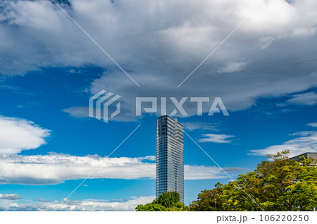 大津湖岸なぎさ公園から見た高層ホテル 106220250