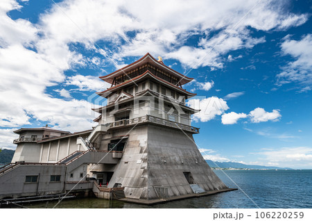 琵琶湖畔の建物 滋賀県立琵琶湖文化館 琵琶湖畔の建物 滋賀県立琵琶湖文化館 106220259