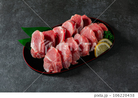 豚ヒレ肉　カット皿盛り 106220438