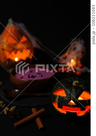 ハロウィンの禍々しいスープとジャックオーランタン ハロウィンの禍々しいスープとジャックオーランタン 106221083