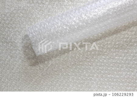 輸送中の破損を防止するための梱包材エアキャップ 輸送中の破損を防止するための梱包材エアキャップ 106229293