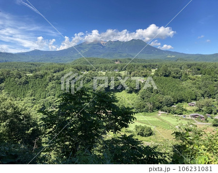 木曽柳又のビューポイントからの御嶽山 木曽柳又のビューポイントからの御嶽山 106231081
