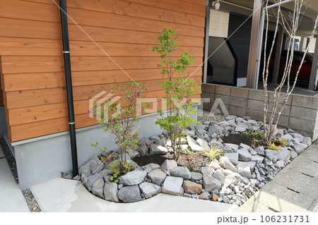 新築住宅のフロントガーデン イメージ 106231731