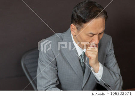 ビジネス　残業 106232671