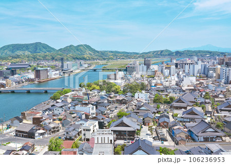 【山陰合同銀行本店展望フロアより松江市内を一望】 島根県松江市魚町 【山陰合同銀行本店展望フロアより松江市内を一望】 島根県松江市魚町 106236953