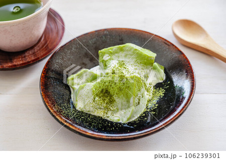 抹茶と抹茶ミルクプリン 106239301