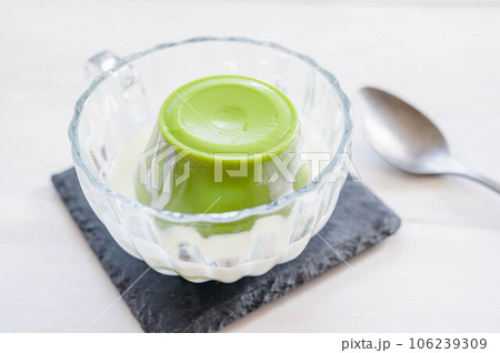 抹茶ミルクプリン 106239309