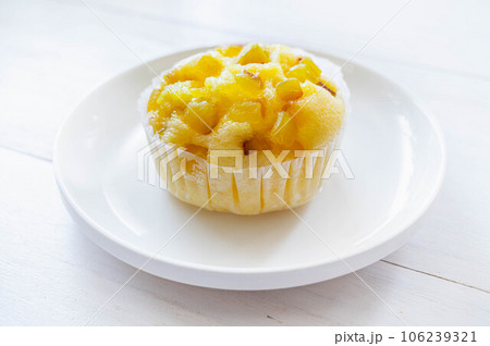 さつまいもパン 106239321