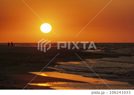 Golden sunset on the Baltic Sea. Jurata. 106241033