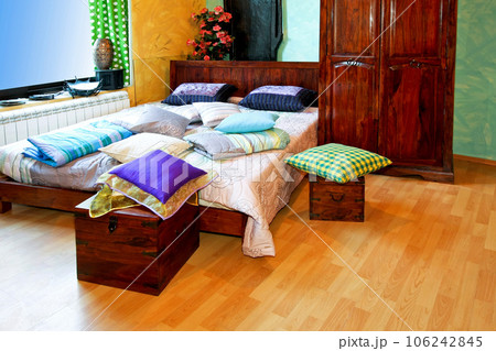 India bedroom horizontal 106242845