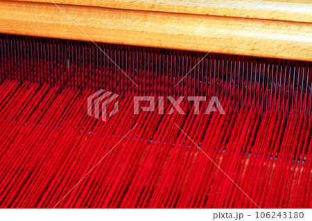 Loom macro 106243180
