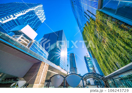 日本の東京都市景観 地球沸騰化…猛烈な暑さ続く…壁面緑化の渋谷スクランブルスクエアなどビル群＝25日 106243729