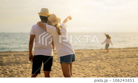 Family travel on beach, Family with car road trip at sea on summer 106243851