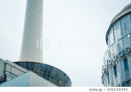 オールドレンズで撮った京都タワー 106249395