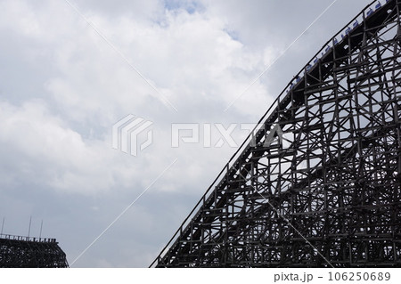 レトロ　遊園地 106250689