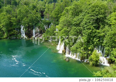 プリトヴィツェ湖群国立公園、上湖群の滝 プリトヴィツェ湖群国立公園、上湖群の滝 106250818